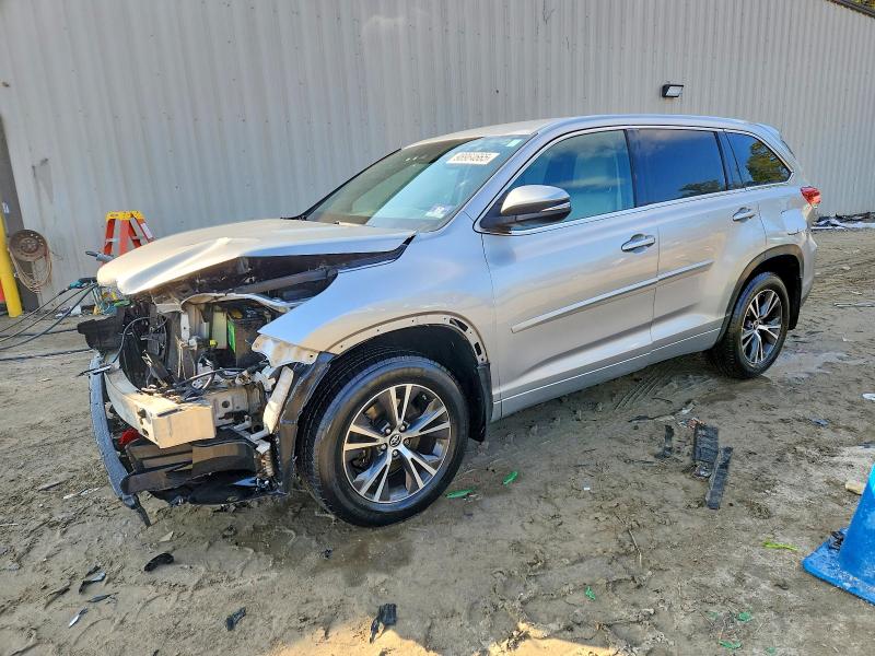 2017 TOYOTA HIGHLANDER — VIN 5TDBZRFH0HS434217