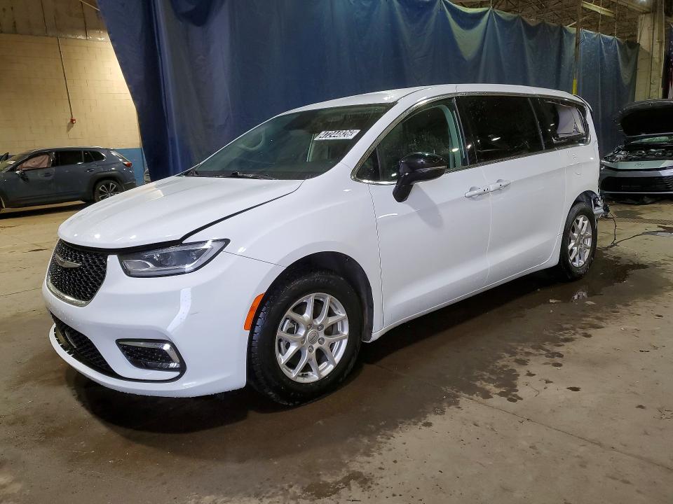 2024 CHRYSLER PACIFICA — VIN 2C4RC1BG5RR175720