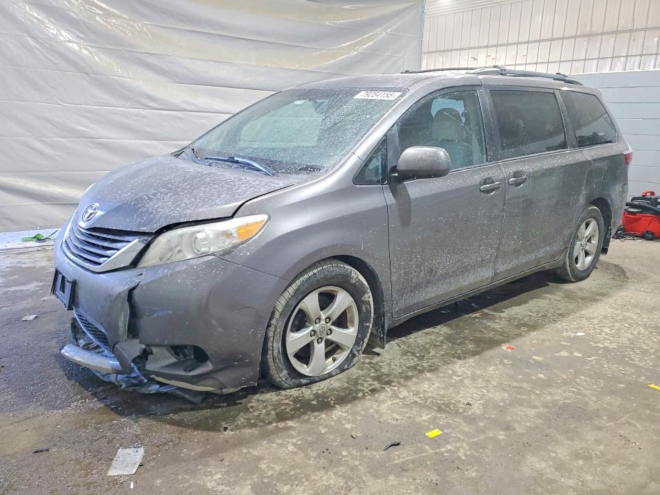 2017 TOYOTA SIENNA — VIN 5TDKZ3DC3HS770643