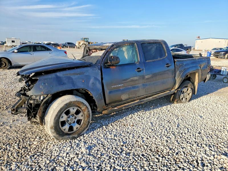 2015 TOYOTA TACOMA DOU — VIN 3TMJU4GN4FM182907