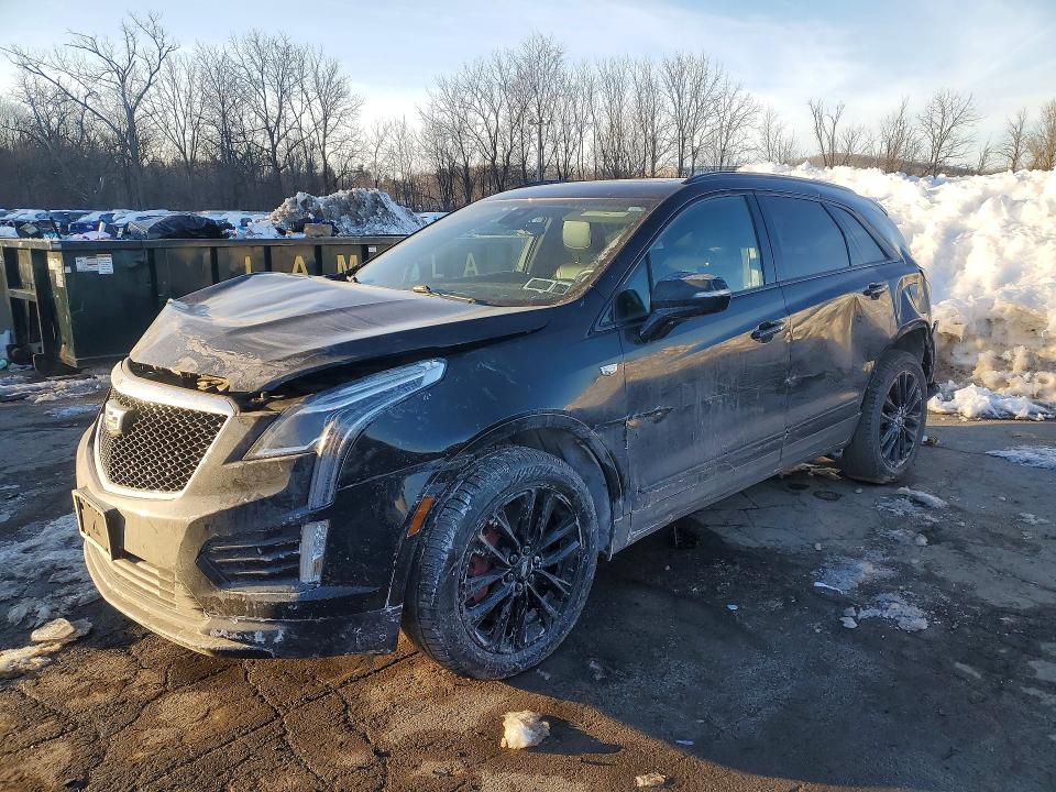 2022 CADILLAC XT5 — VIN 1GYKNGRS0NZ162313