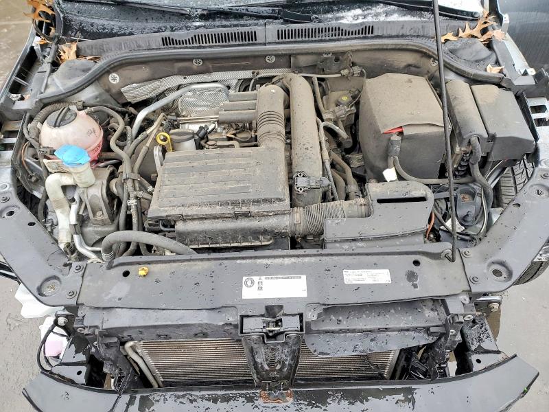 3VWDB7AJ6HM382746