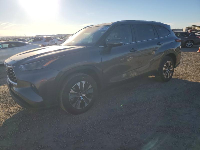 2024 TOYOTA HIGHLANDER — VIN 5TDKDRAHXRS052431