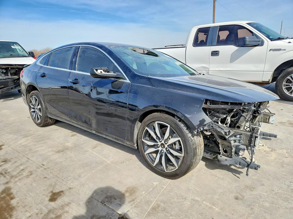 1G1ZG5ST3RF240170