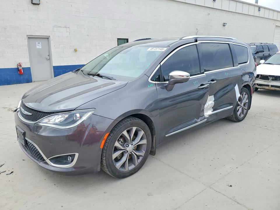 2018 CHRYSLER PACIFICA — VIN 2C4RC1GG5JR353302