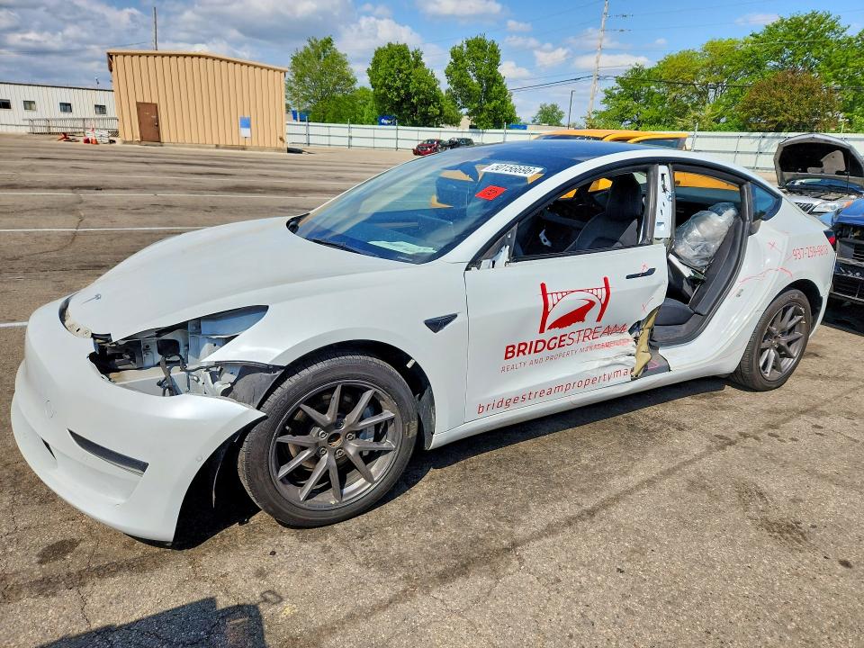 2022 TESLA MODEL 3 — VIN 5YJ3E1EAXNF317458