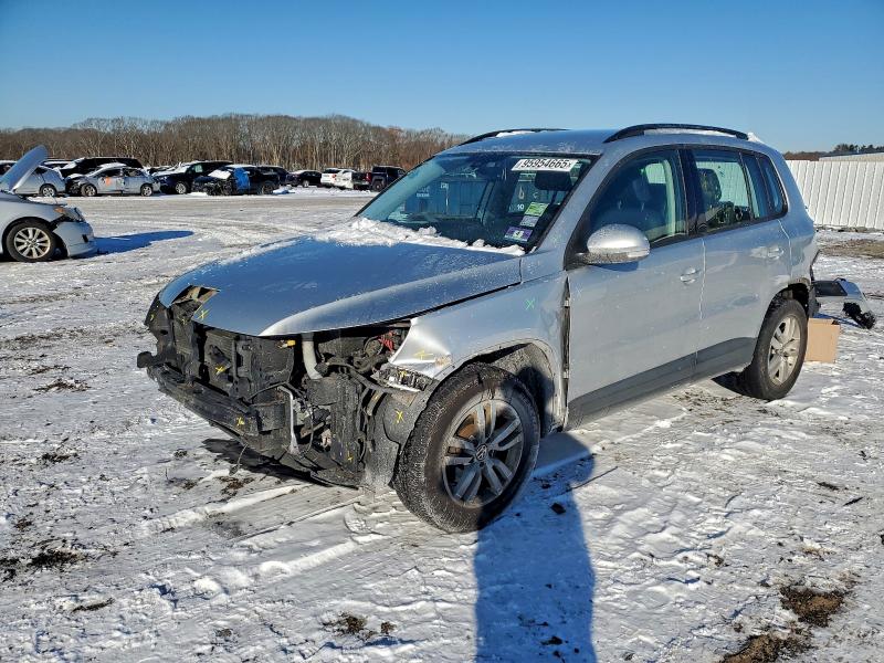 2016 VOLKSWAGEN TIGUAN — VIN WVGBV7AX6GW520575