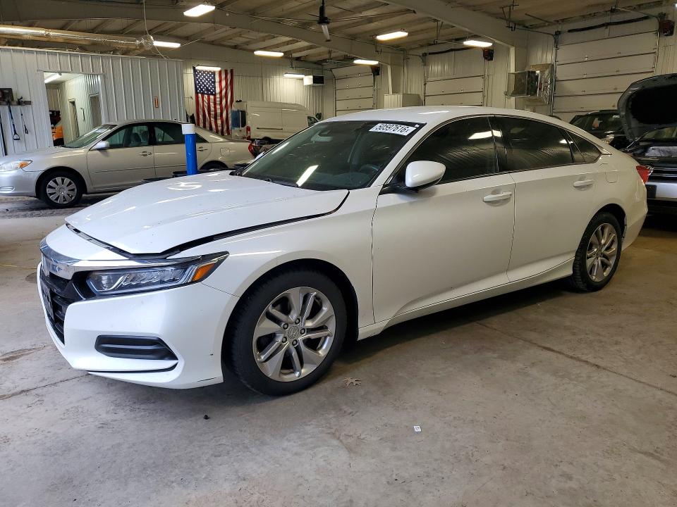 2018 HONDA ACCORD — VIN 1HGCV1F11JA260215