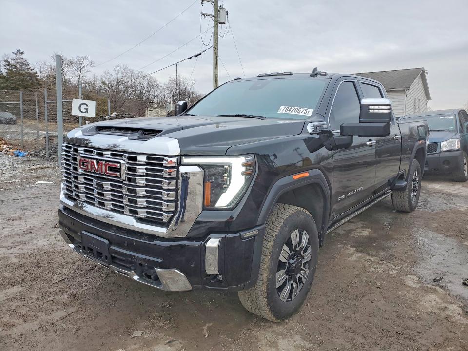 2026 GMC SIERRA — VIN 1GT4URE74TF114052
