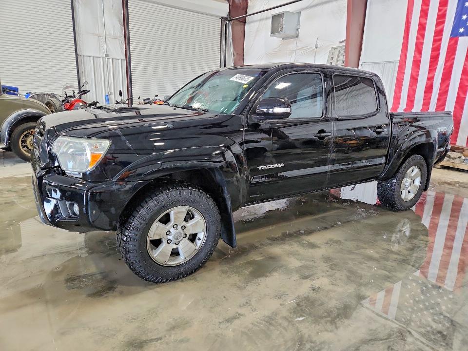 2015 TOYOTA TACOMA — VIN 5TFLU4EN0FX132110
