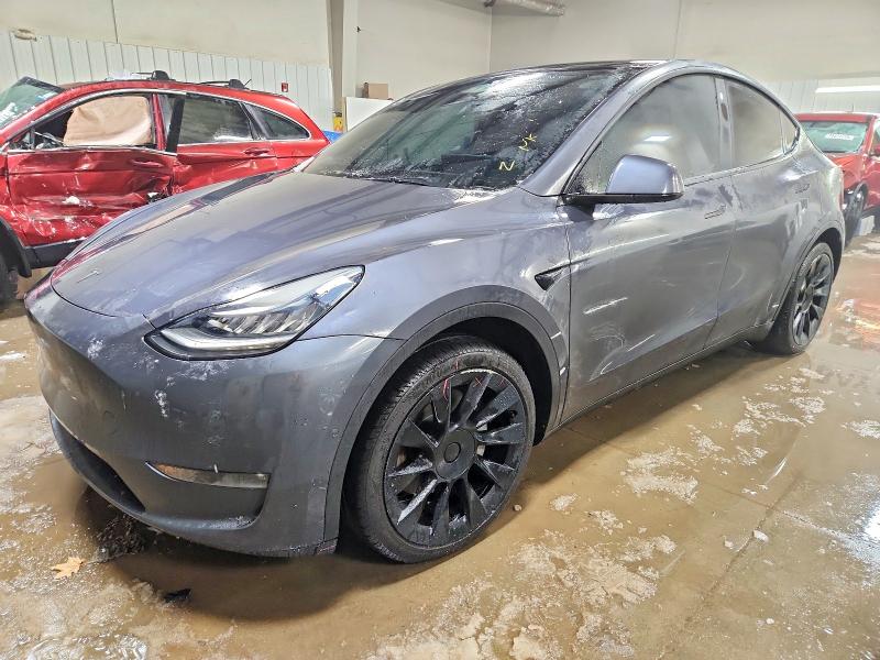 2021 TESLA MODEL Y — VIN 5YJYGDEE8MF190647