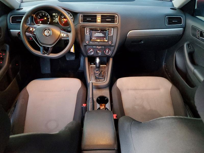3VW2B7AJ2HM272056