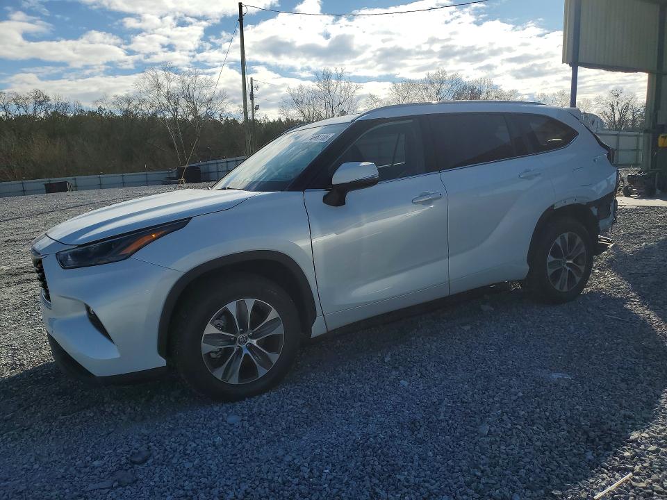 2023 TOYOTA HIGHLANDER — VIN 5TDKDRAH1PS000053
