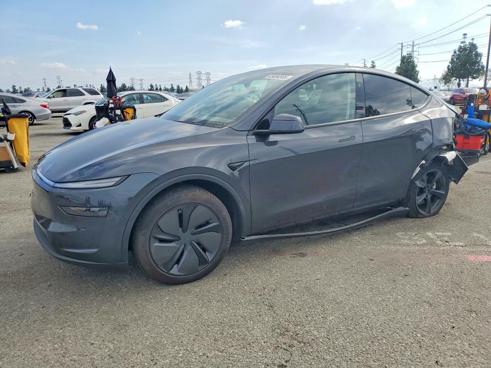 2026 TESLA MODEL Y — VIN 7SAYGDED5TF522245