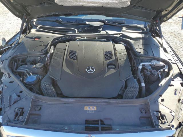 WDDUG8DB4KA495524