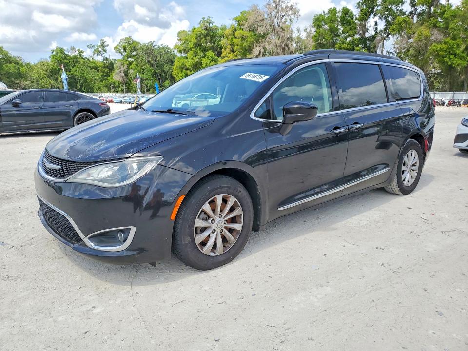 2017 CHRYSLER PACIFICA — VIN 2C4RC1BG9HR688161
