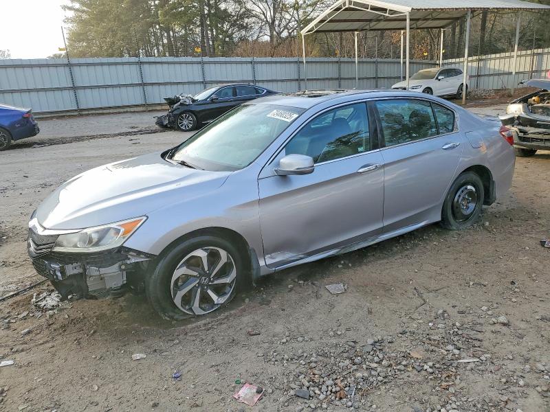 2017 HONDA ACCORD — VIN 1HGCR2F89HA011811