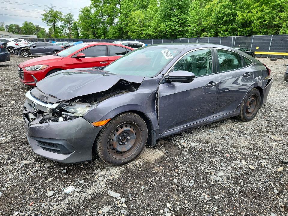 2018 HONDA CIVIC — VIN 19XFC2F56JE008936