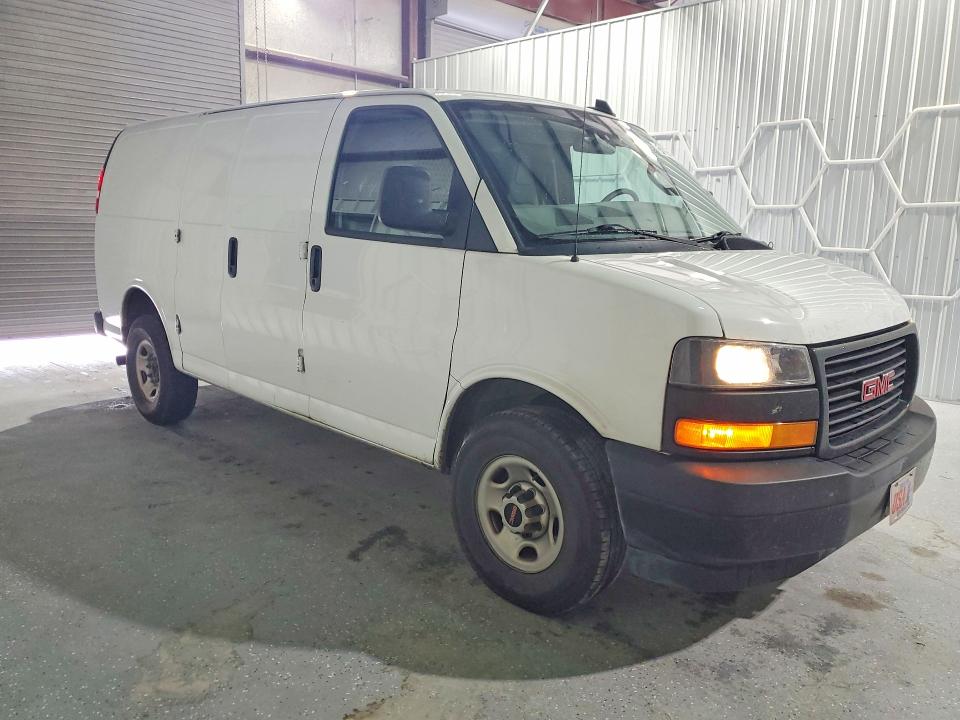 1GTW7AFP8R1102928