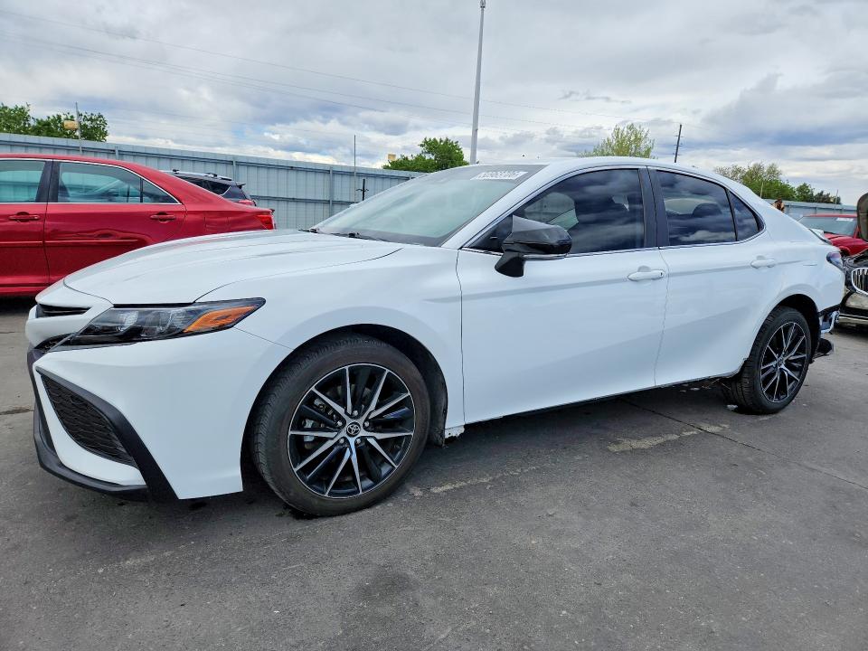 2022 TOYOTA CAMRY — VIN 4T1T11AK8NU712736