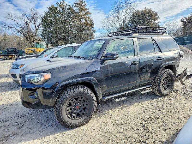 2021 TOYOTA 4RUNNER — VIN JTEHU5JR2M5948762