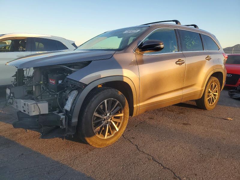 2018 TOYOTA HIGHLANDER — VIN 5TDKZRFH3JS282617