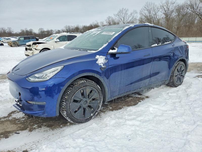 2021 TESLA MODEL Y — VIN 5YJYGDEE7MF110111