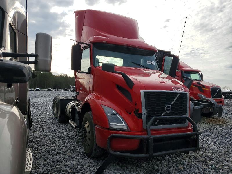 2023 VOLVO VNR — VIN 4V4WC9EGXPN607780