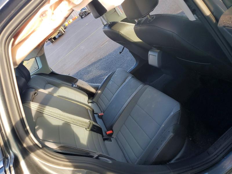 3VW7X7BU8SM069096