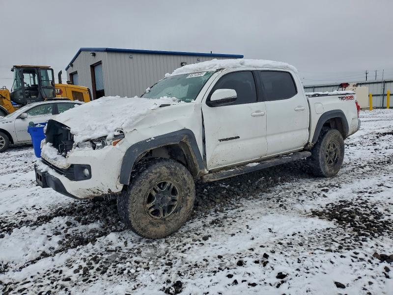2017 TOYOTA TACOMA DOU — VIN 3TMCZ5AN8HM085317