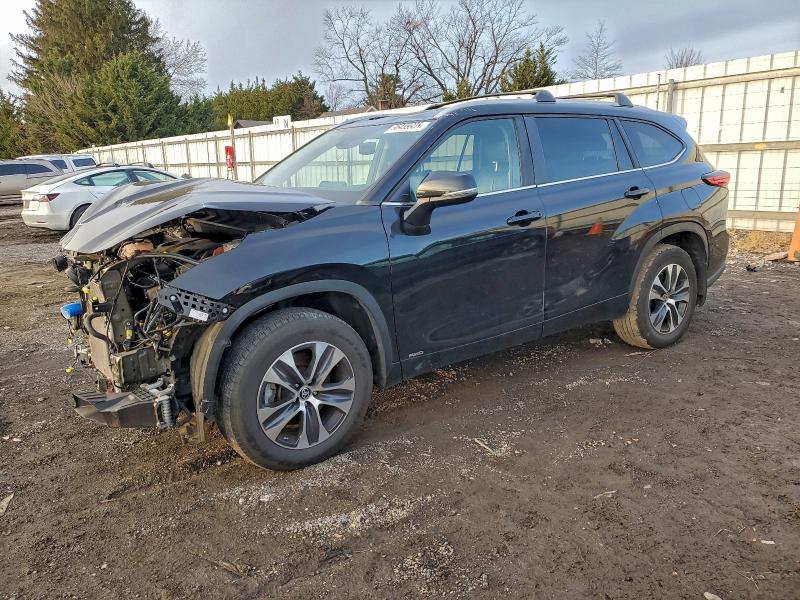 2023 TOYOTA HIGHLANDER — VIN 5TDKBRCH5PS120182