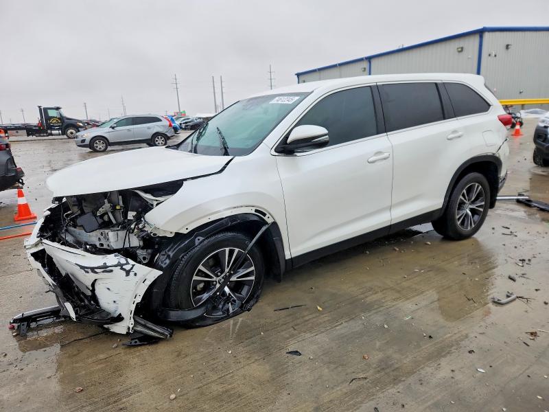 2019 TOYOTA HIGHLANDER — VIN 5TDZARFH0KS054226
