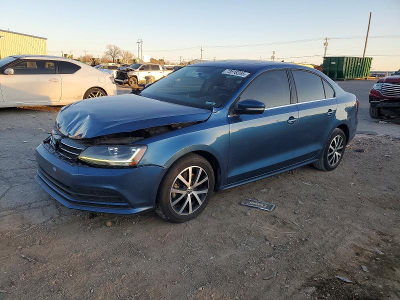 2017 VOLKSWAGEN JETTA — VIN 3VWDB7AJ3HM328417