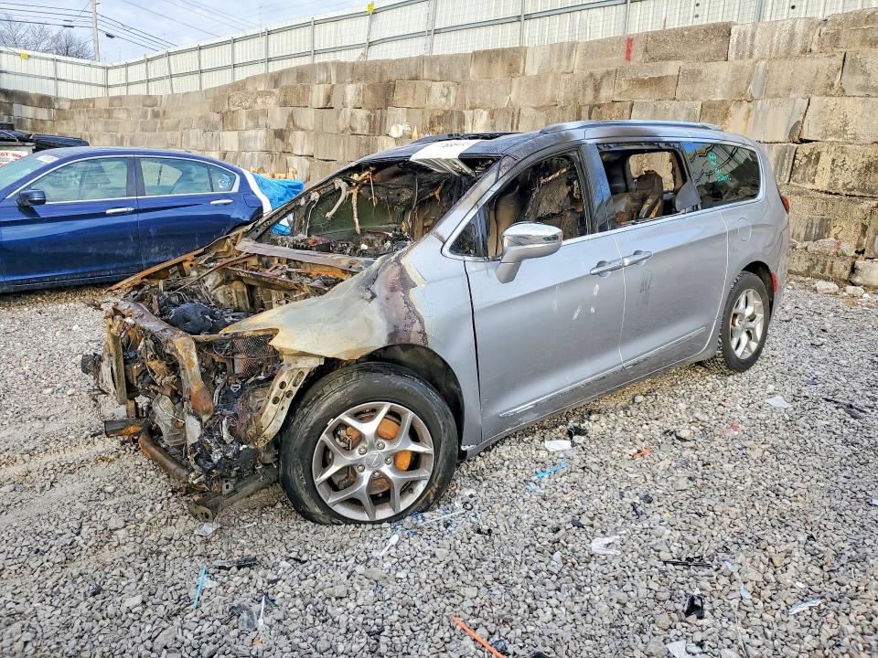 2018 CHRYSLER PACIFICA — VIN 2C4RC1GG5JR170871