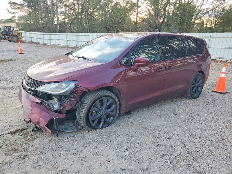 2020 CHRYSLER PACIFICA — VIN 2C4RC1FG0LR110467