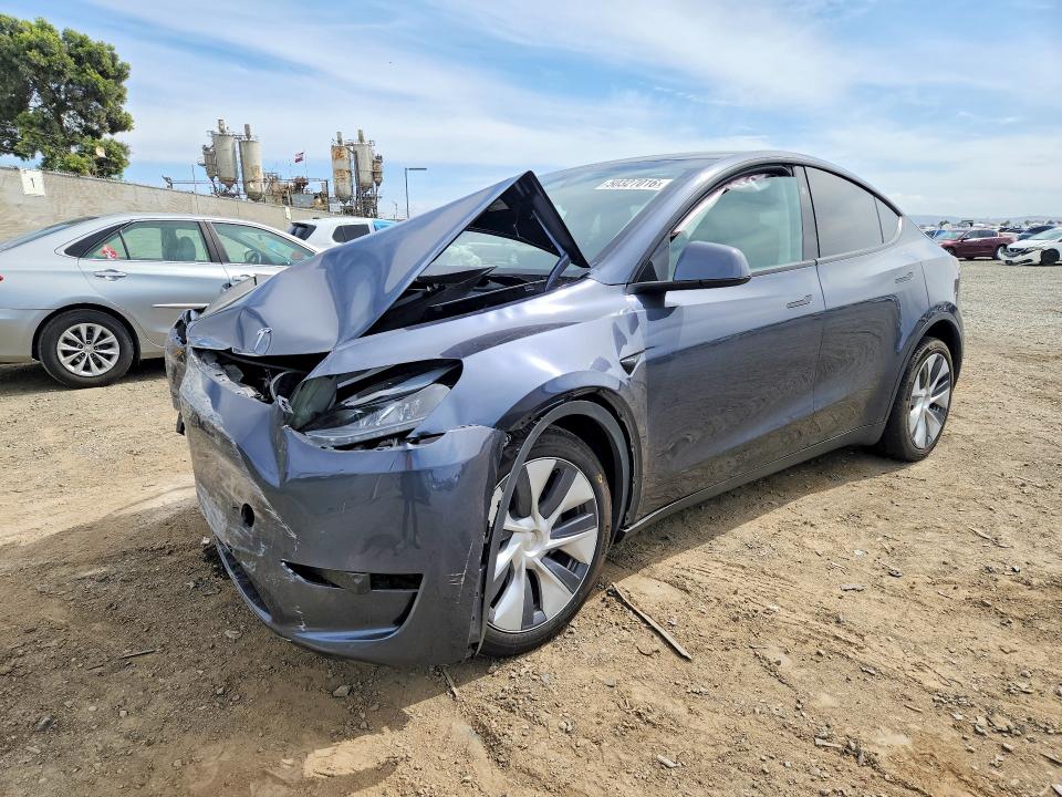 2023 TESLA MODEL Y — VIN 7SAYGDEE5PA187127
