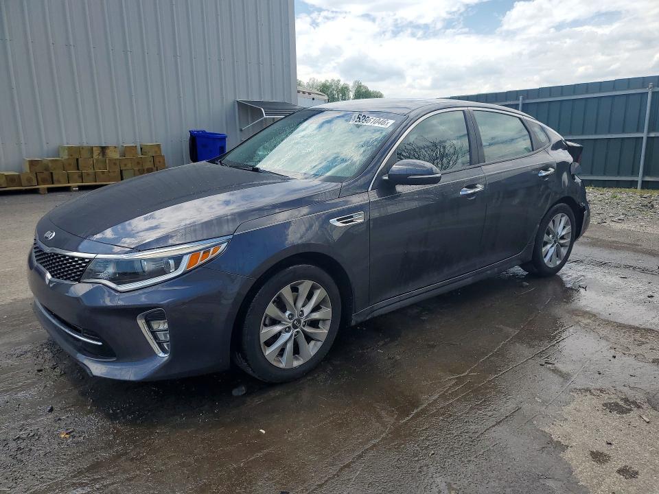 2018 KIA OPTIMA — VIN 5XXGT4L34JG209535