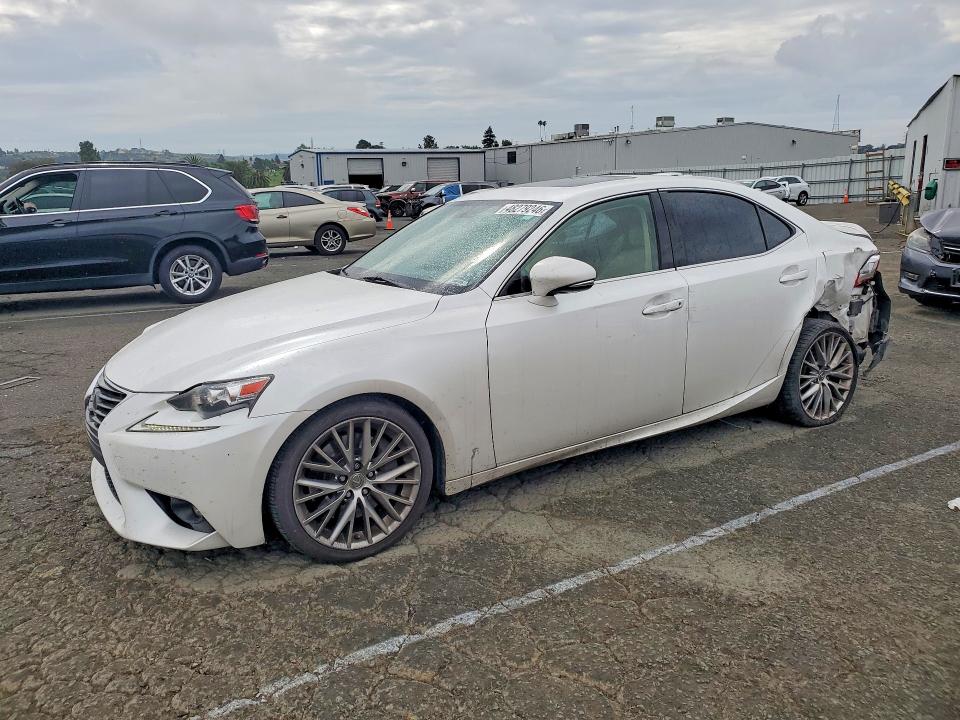 2016 LEXUS IS 200T — VIN JTHBA1D24G5036857