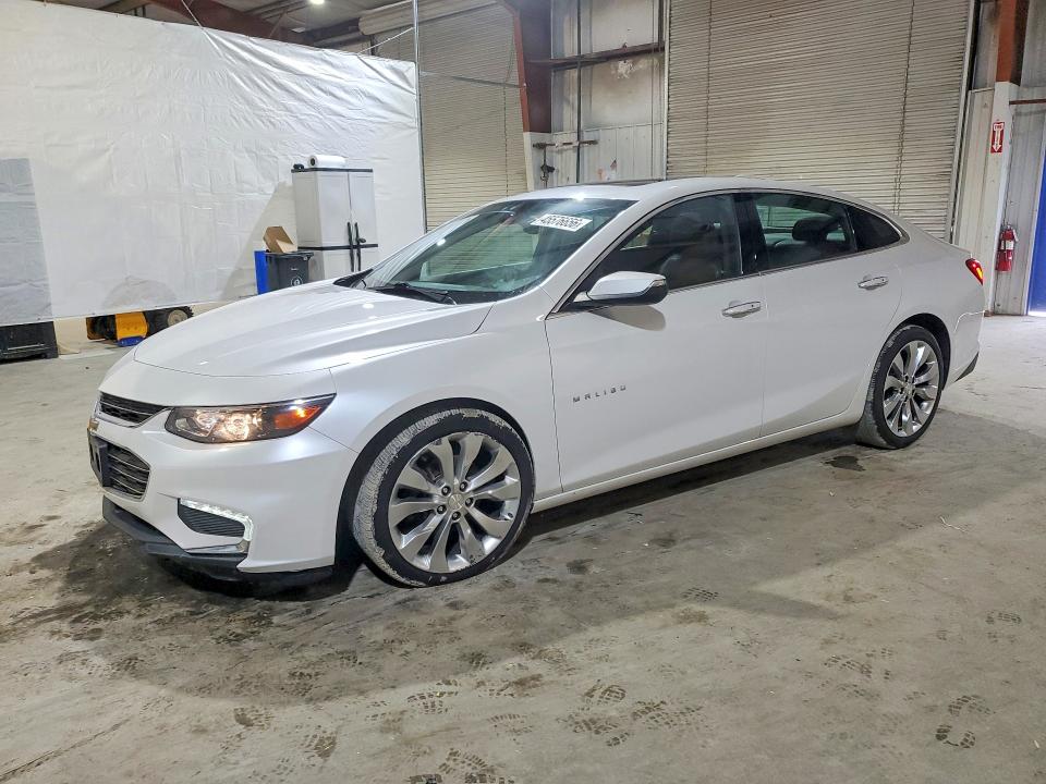 2016 CHEVROLET MALIBU — VIN 1G1ZH5SX9GF189688