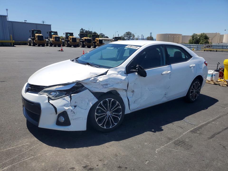 2016 TOYOTA COROLLA — VIN 5YFBURHE2GP532951