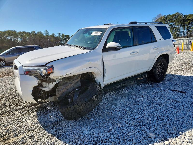 2020 TOYOTA 4RUNNER — VIN JTEBU5JR5L5745112