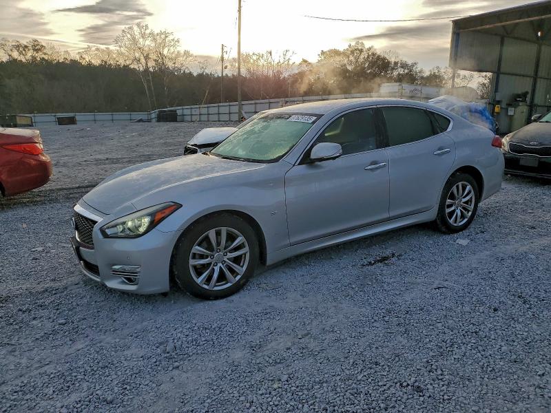 2018 INFINITI Q70 3.7 LU — VIN JN1BY1AP2JM181151
