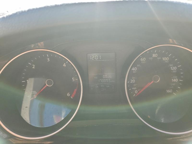 3VWLA7AJ8FM249997