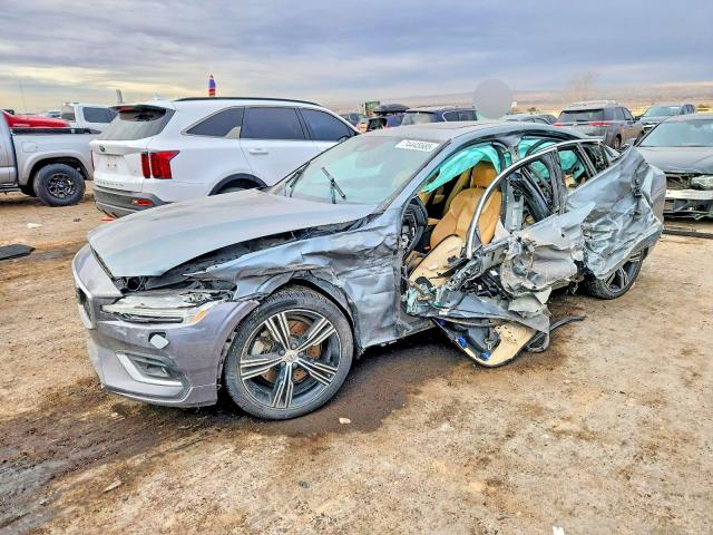 2019 VOLVO S60 — VIN 7JRA22TLXKG001796