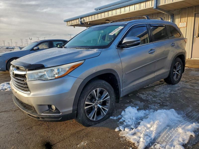 2016 TOYOTA HIGHLANDER — VIN 5TDJKRFH7GS255459