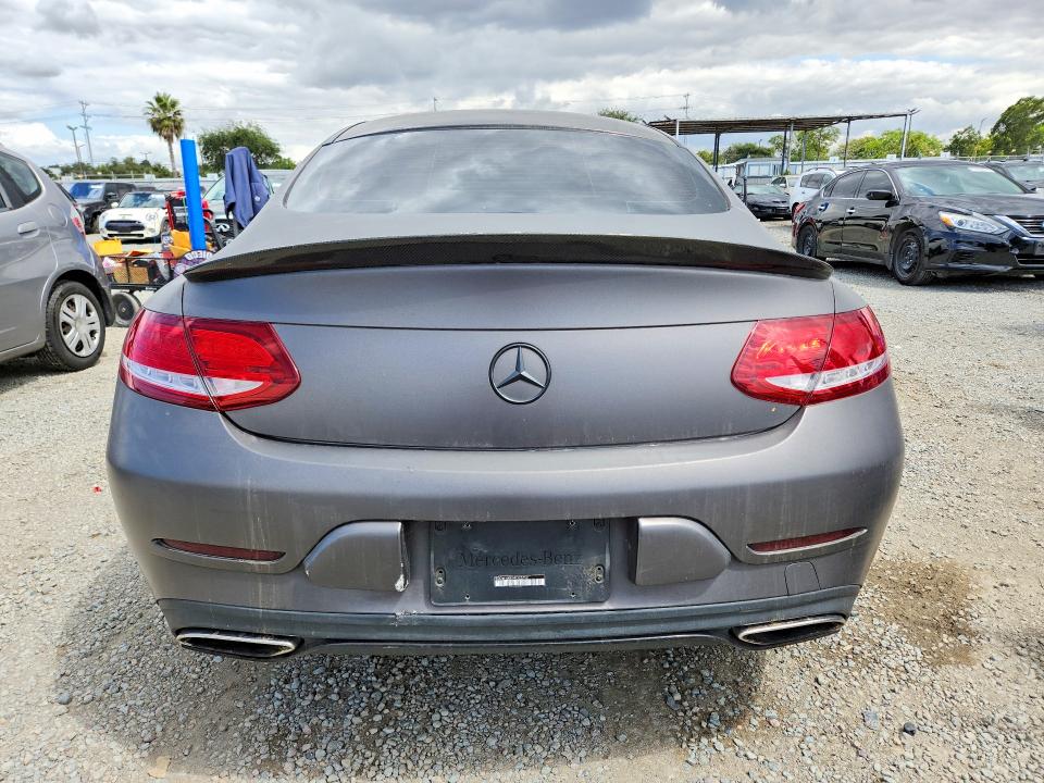 WDDWJ4KBXHF325752