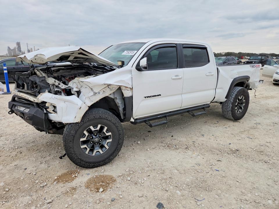 2018 TOYOTA TACOMA — VIN 5TFDZ5BN3JX030101