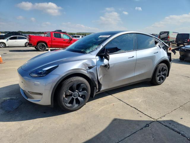 2024 TESLA MODEL Y — VIN 7SAYGDEE1RA288457