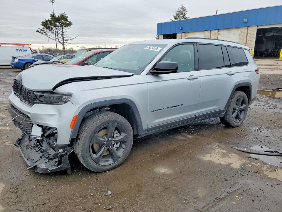 2025 JEEP GRAND CHEROKEE — VIN 1C4RJKBG9S8638567