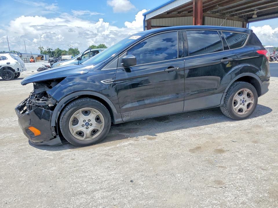 2018 FORD ESCAPE — VIN 1FMCU0F72JUA17068